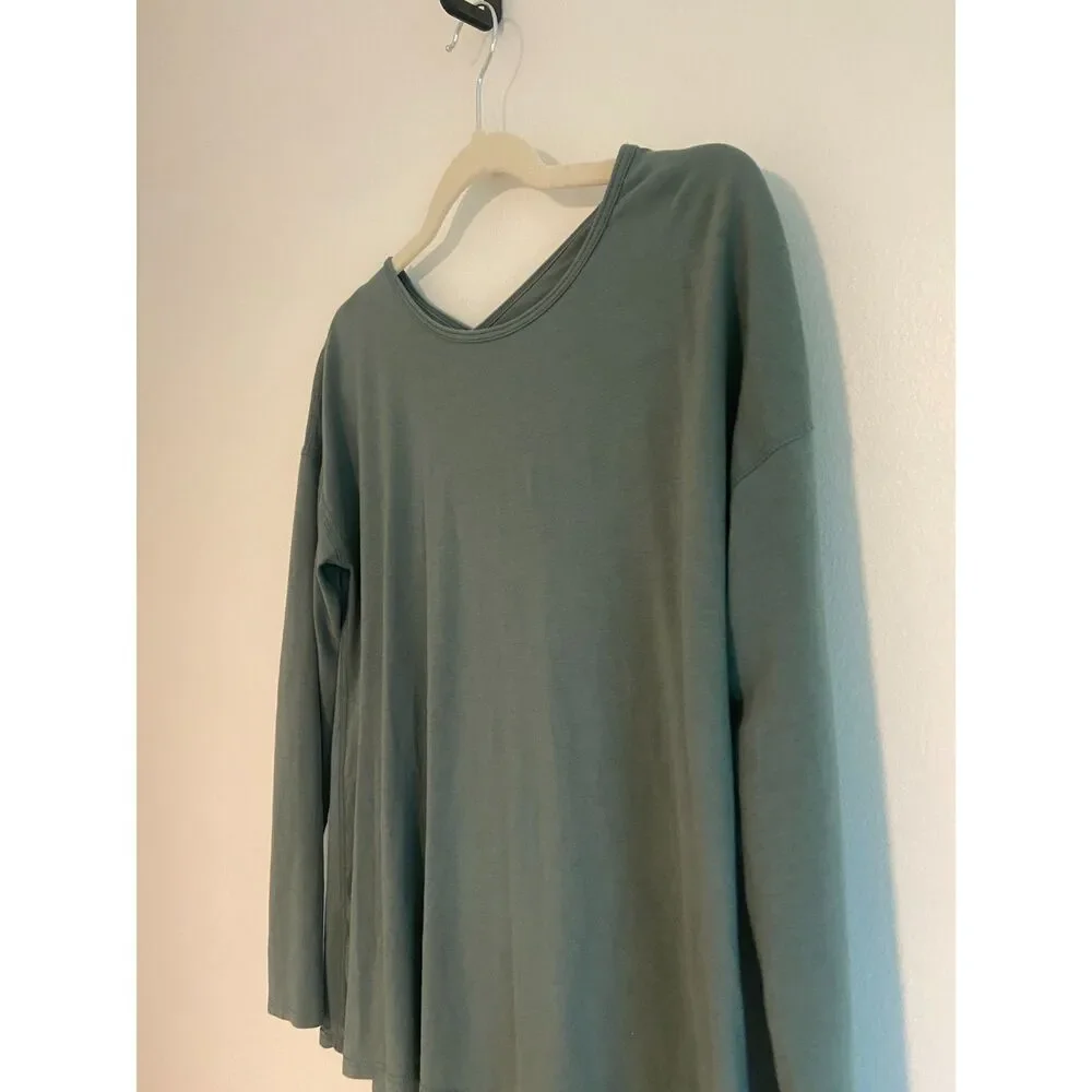 Lululemon Back Into It Long Sleeve Top Size 2 Green EUC
